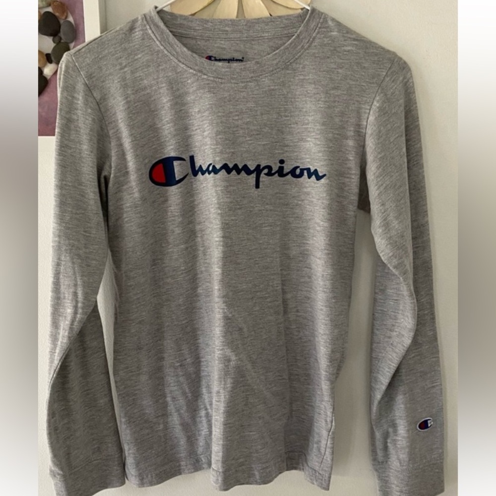 Champion Boys Long Sleeve Gray Tee Size L